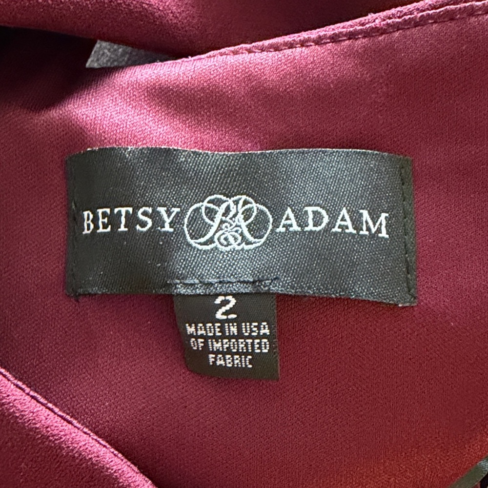 ✨$40✨Betsy & Adam Cascading Ruffle
Maxi Gown | Burgundy | Sz 2 - Picture 9 of 9